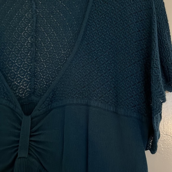 Teal Blouse with Crochet detail - Picture 2 of 3